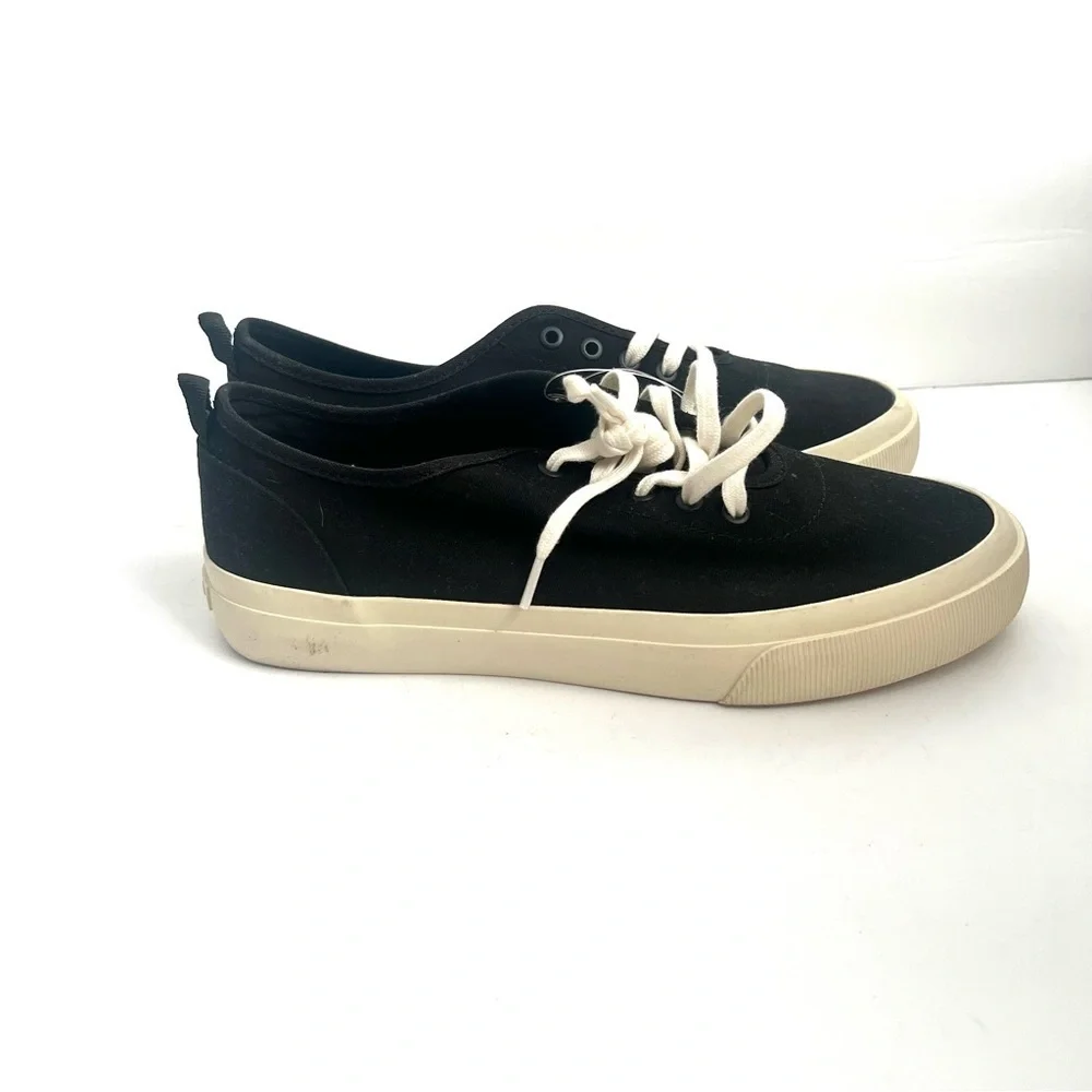 Everlane The Forever Sneaker